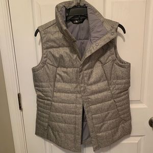NWOT North Face Winter Vest - Gray - Size M